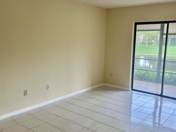 3529 Englewood Drive 313, Lake Worth FL 33467