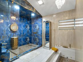 5200 Woodlands Bl, Tamarac FL 33319