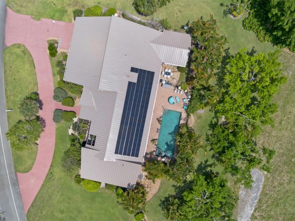 5200 Woodlands Bl, Tamarac FL 33319