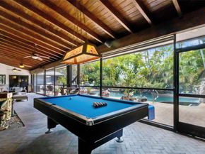 5200 Woodlands Bl, Tamarac FL 33319