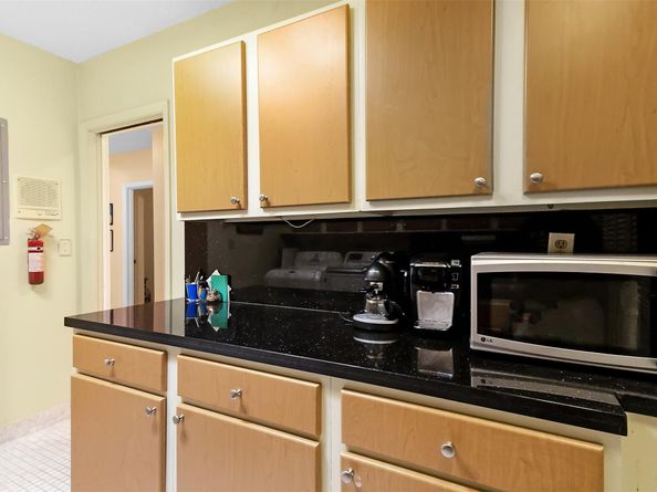 5200 Woodlands Bl, Tamarac FL 33319