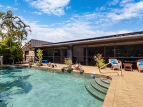 5200 Woodlands Bl, Tamarac FL 33319