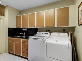 5200 Woodlands Bl, Tamarac FL 33319