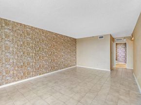 1900 Consulate Place 205, West Palm Beach FL 33401