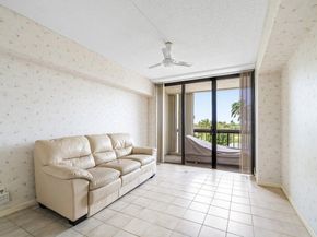 1900 Consulate Place 205, West Palm Beach FL 33401
