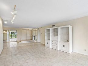 1900 Consulate Place 205, West Palm Beach FL 33401