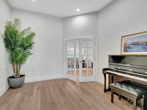 2921 NW 25th Way, Boca Raton FL 33434