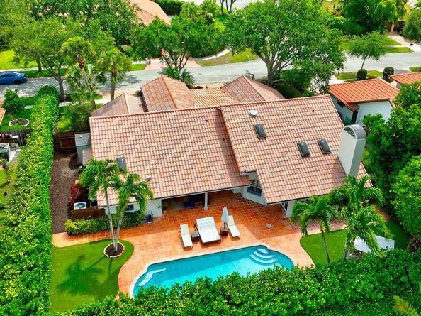 2921 NW 25th Way, Boca Raton FL 33434