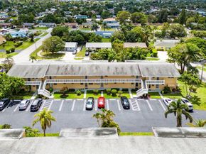 2102 NE 1st Way 206, Boynton Beach FL 33435