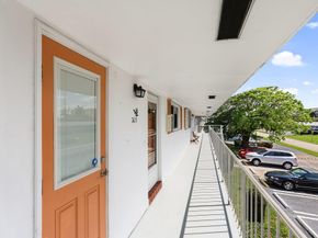 1116 Lake Terrace 203, Boynton Beach FL 33426