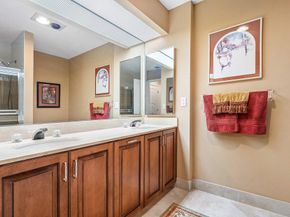 17 Clubhouse Lane, Boynton Beach FL 33436