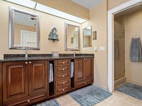 17 Clubhouse Lane, Boynton Beach FL 33436