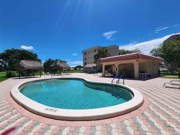 3241 Holiday Springs Blvd 104, Margate FL 33063
