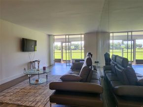 3241 Holiday Springs Blvd 104, Margate FL 33063