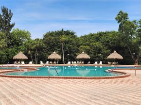 3241 Holiday Springs Blvd 104, Margate FL 33063