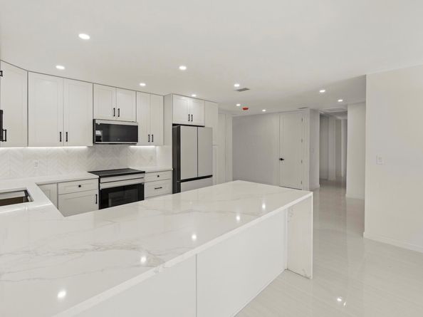 1750 NE 49 Street, Fort Lauderdale FL 33334