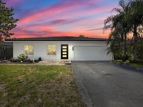 1750 NE 49 Street, Fort Lauderdale FL 33334