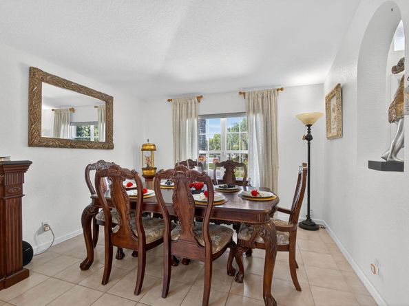 1768 Sawgrass Circle, Greenacres FL 33413