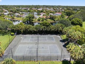 1768 Sawgrass Circle, Greenacres FL 33413