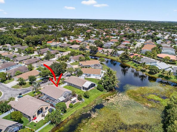 1768 Sawgrass Circle, Greenacres FL 33413