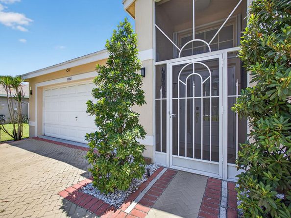 1768 Sawgrass Circle, Greenacres FL 33413