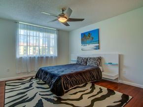 157 Yacht Club Way 106, Hypoluxo FL 33462