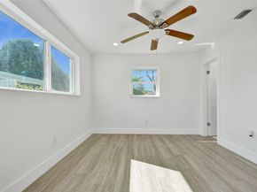 1330 NW 190th St, Miami Gardens FL 33169