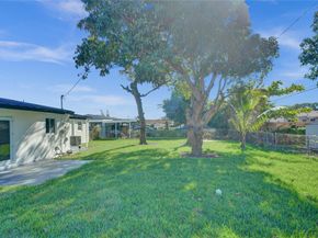 1330 NW 190th St, Miami Gardens FL 33169
