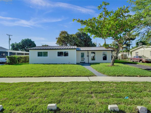 1330 NW 190th St, Miami Gardens FL 33169
