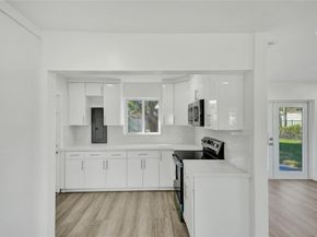1330 NW 190th St, Miami Gardens FL 33169