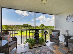 2334 S Cypress Bend Dr 511, Pompano Beach FL 33069