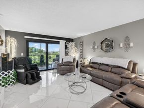 2334 S Cypress Bend Dr 511, Pompano Beach FL 33069