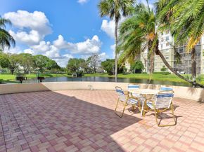 2334 S Cypress Bend Dr 511, Pompano Beach FL 33069
