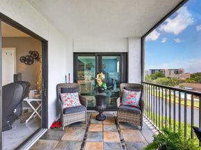 2334 S Cypress Bend Dr 511, Pompano Beach FL 33069