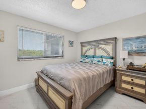 2334 S Cypress Bend Dr 511, Pompano Beach FL 33069