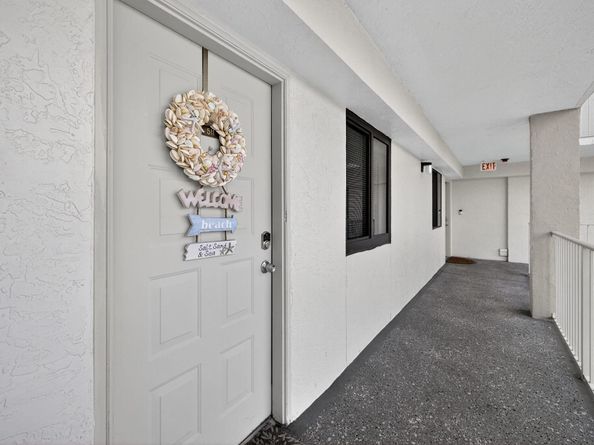 2334 S Cypress Bend Dr 511, Pompano Beach FL 33069