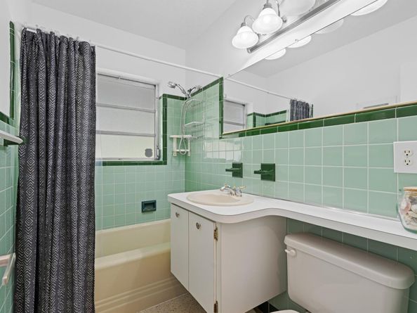 2175 NW 3rd Court, Boca Raton FL 33431