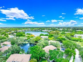 2717 S Oakland Forest Drive 102, Oakland Park FL 33309