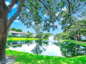 2717 S Oakland Forest Drive 102, Oakland Park FL 33309