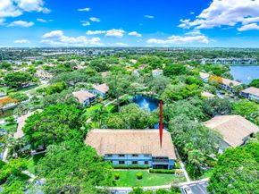 2717 S Oakland Forest Drive 102, Oakland Park FL 33309