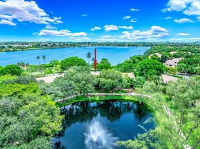 2717 S Oakland Forest Drive 102, Oakland Park FL 33309