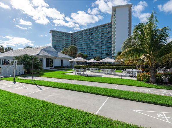 333 NE 21st Ave 520, Deerfield Beach FL 33441