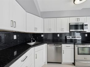 333 NE 21st Ave 520, Deerfield Beach FL 33441