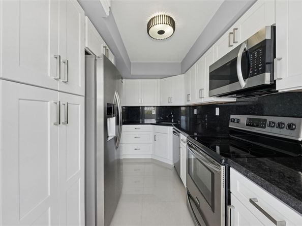 333 NE 21st Ave 520, Deerfield Beach FL 33441