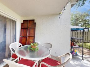 527 Deer Creek Wildwood Lane E, Deerfield Beach FL 33442