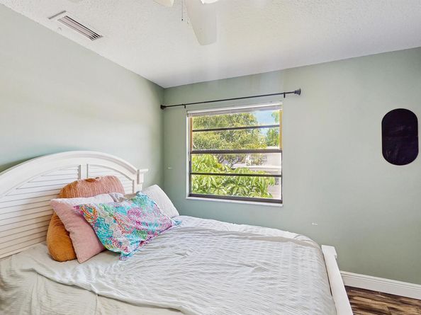 527 Deer Creek Wildwood Lane E, Deerfield Beach FL 33442
