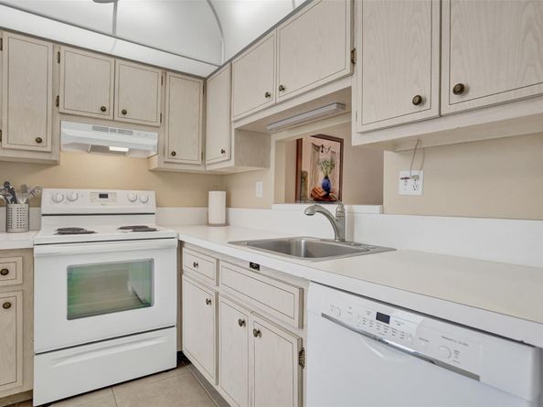 4431 NW 16th St 209, Lauderhill FL 33313