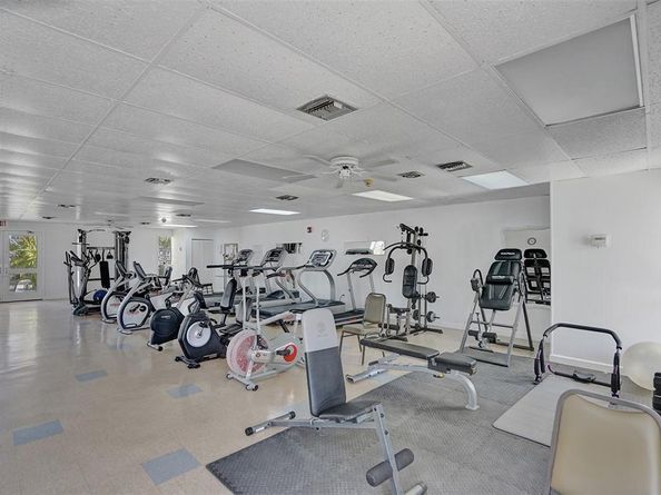 17050 NE 14th Ave 110, North Miami Beach FL 33162