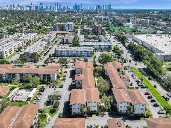 17050 NE 14th Ave 110, North Miami Beach FL 33162