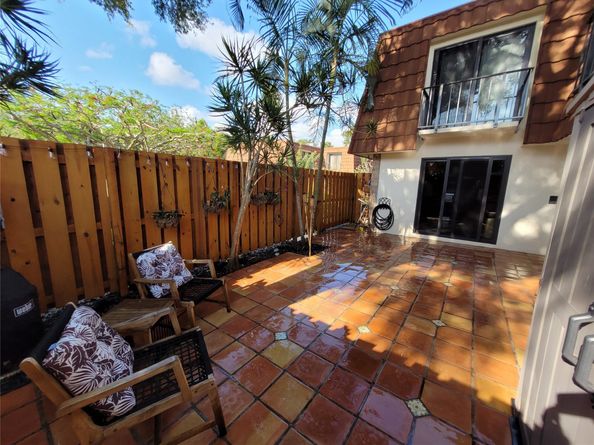 3210 Spanish Wells Dr 27A, Delray Beach FL 33445
